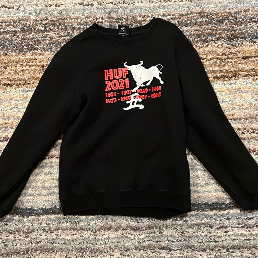 HUF Worldwide Black men’s vintage crewneck